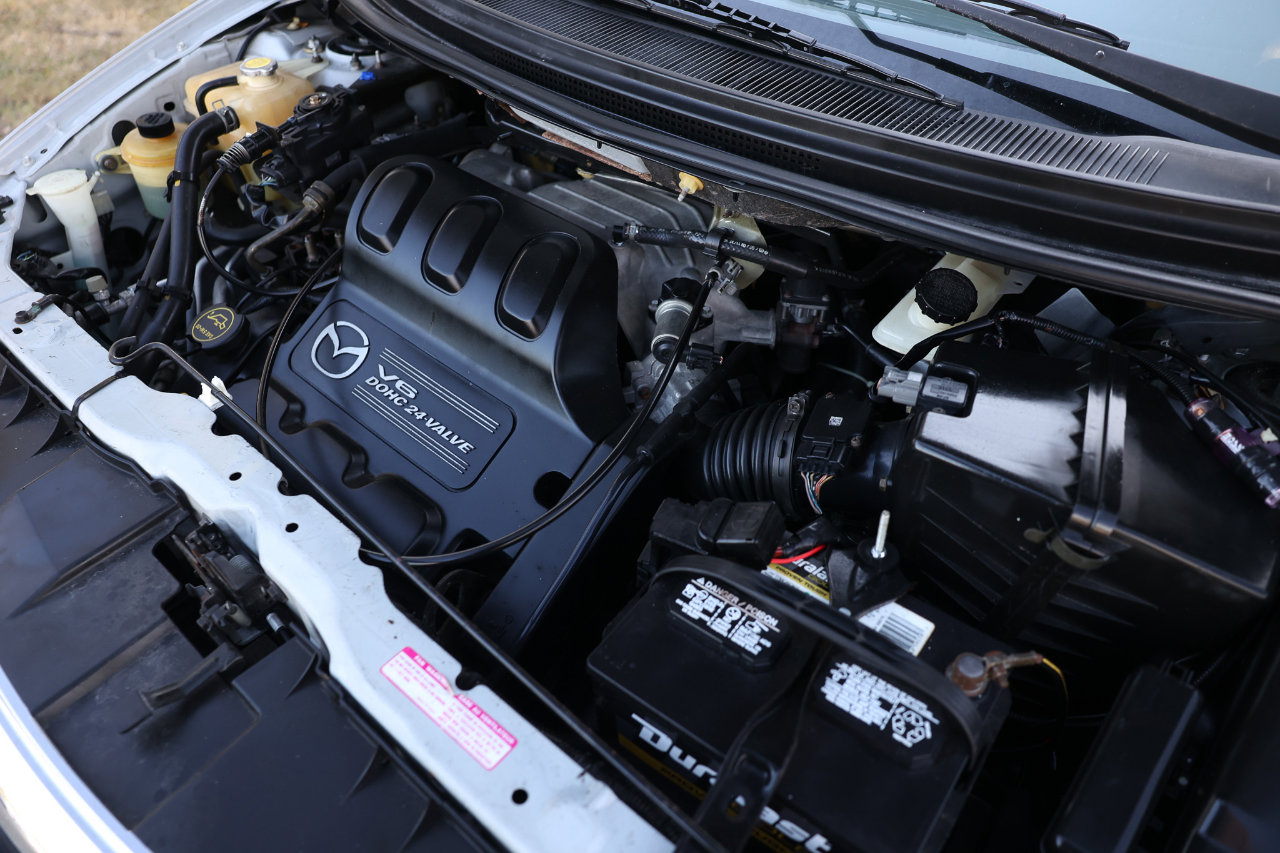 Used 2003 MAZDA MPV LX image 40