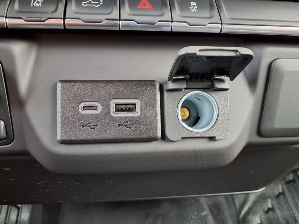 Used 2025 Chevrolet Silverado 2500 W/T w/ WT Convenience Package image 10