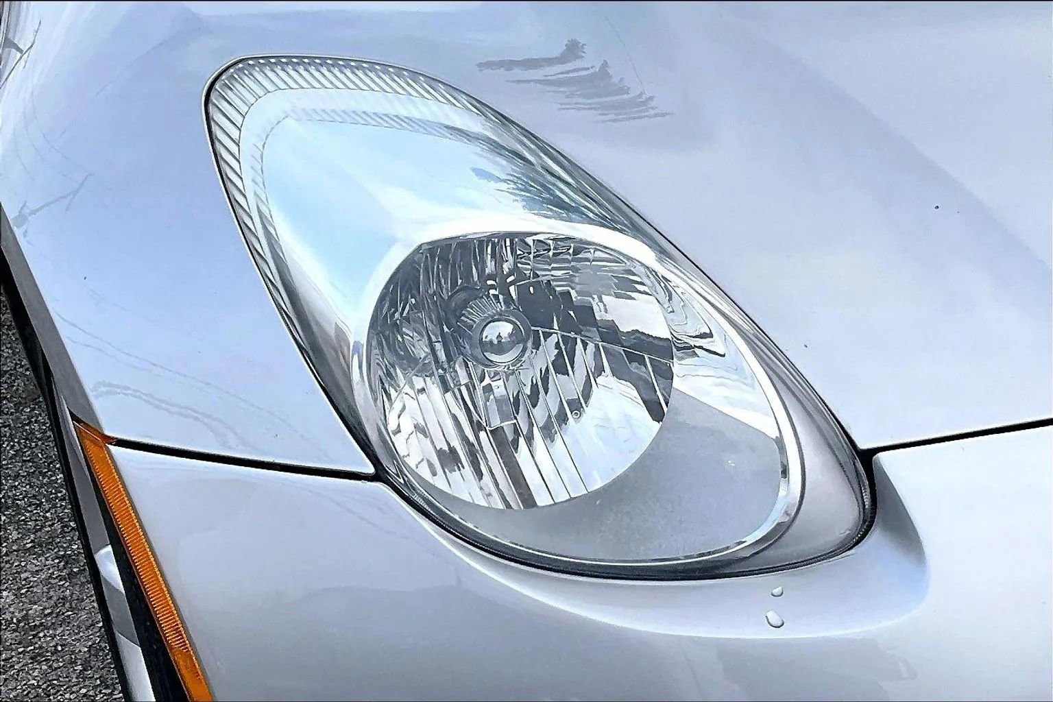 Used 2008 Pontiac Solstice Convertible w/ Premium Package image 24