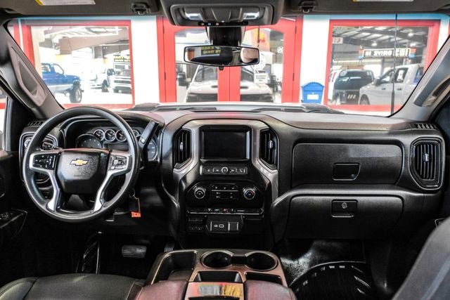 Used 2023 Chevrolet Silverado 3500 W/T w/ Gooseneck/5TH Wheel Package image 13