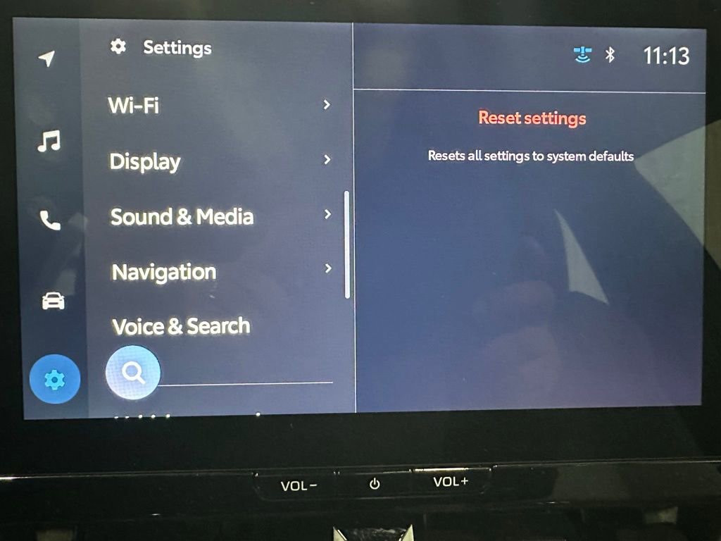 Used 2025 Toyota Corolla SE w/ SE Premium Package image 32