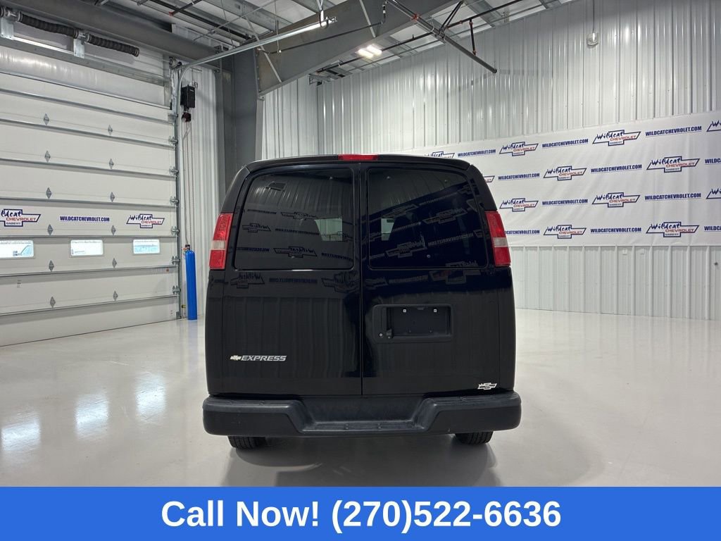 Used 2017 Chevrolet Express 2500 LS RWD image 5