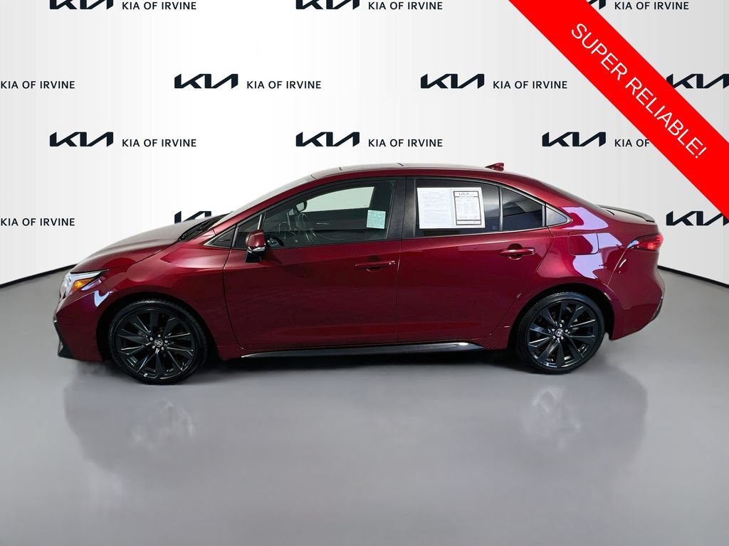 Used 2024 Toyota Corolla XSE FWD image 4