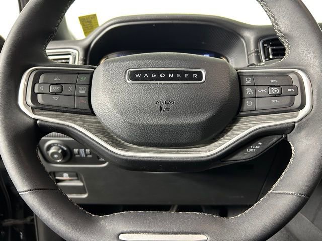 Used 2023 Jeep Wagoneer L Series III w/ Convenience Group I image 26