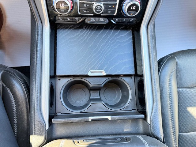 Used 2021 GMC Yukon Denali w/ Denali Ultimate Package image 29