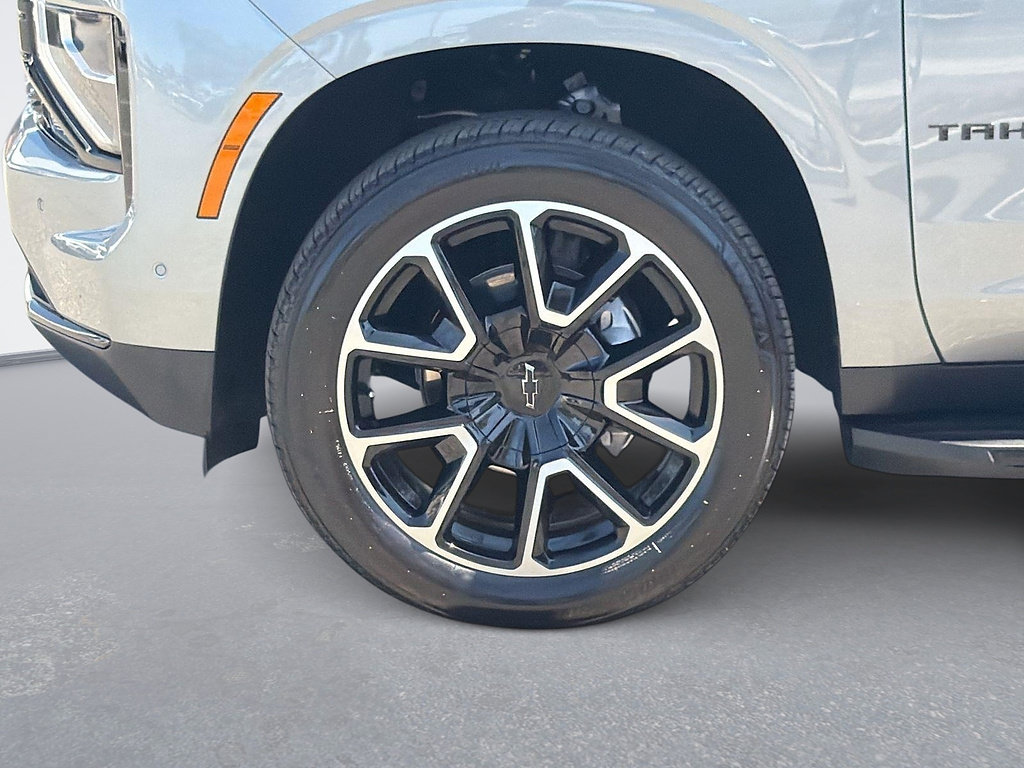 Used 2026 Chevrolet Tahoe RST RWD image 32