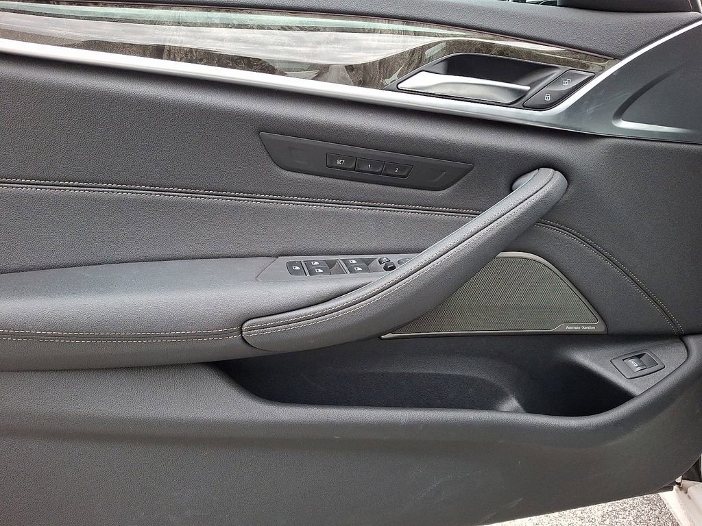 Certified 2023 BMW 530i xDrive w/ Premium Package image 14