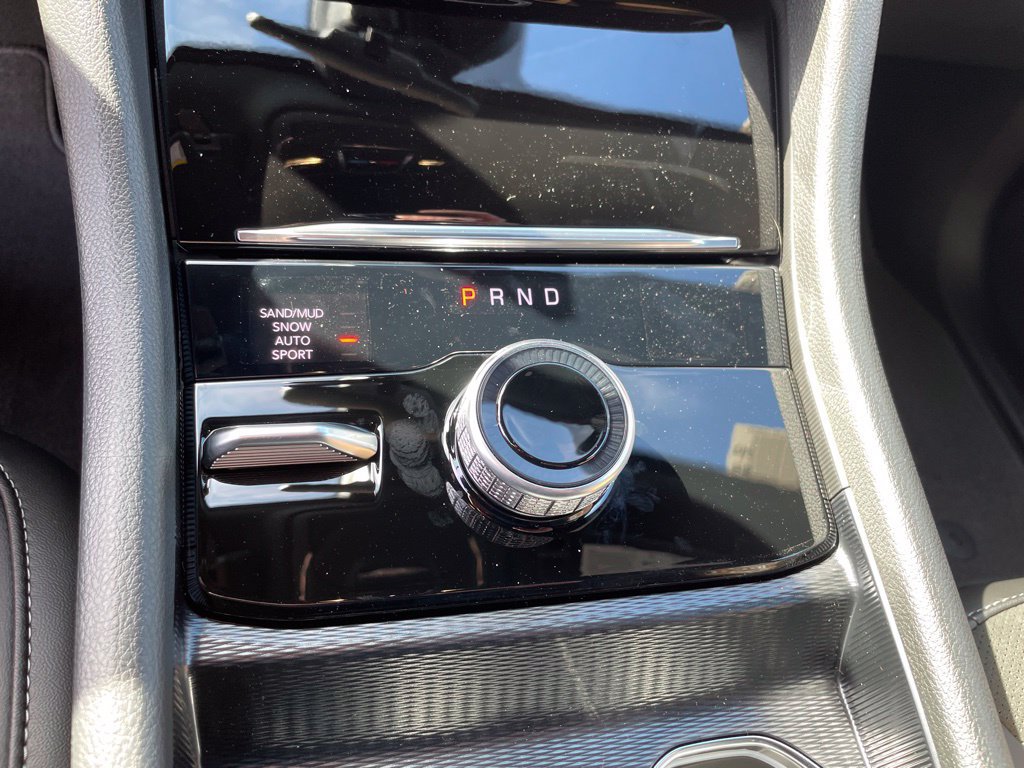 New 2027 Jeep Grand Cherokee Altitude AWD/4WD image 19