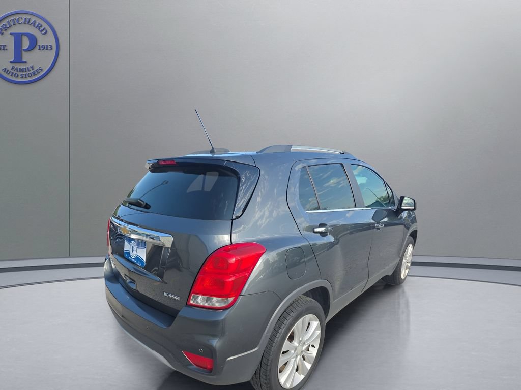 Used 2017 Chevrolet Trax Premier w/ Driver Confidence II Package AWD/4WD image 7