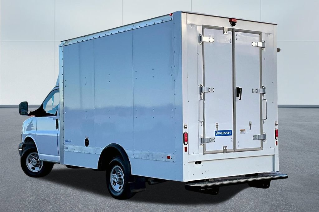 Used 2024 Chevrolet Express 3500 w/ Power Convenience Package RWD image 6