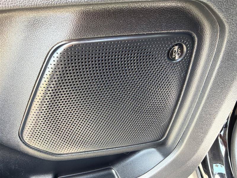 Used 2020 Ford Escape Titanium AWD/4WD image 28