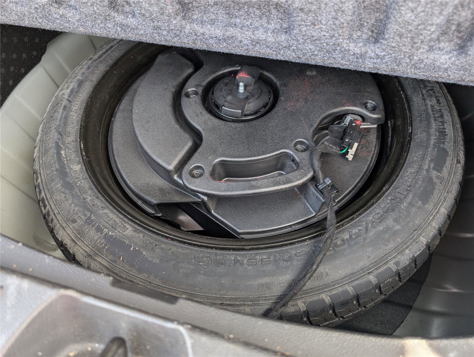 Used 2017 Buick Encore Preferred image 36