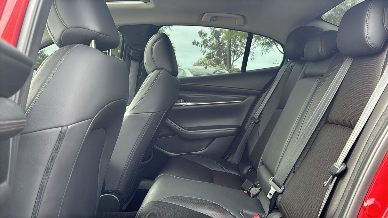 Used 2022 MAZDA MAZDA3 s image 24