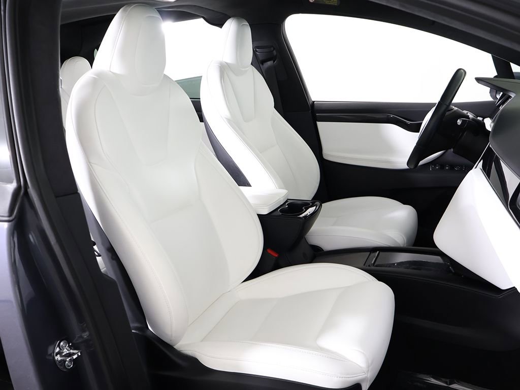 Used 2020 Tesla Model X Long Range image 28