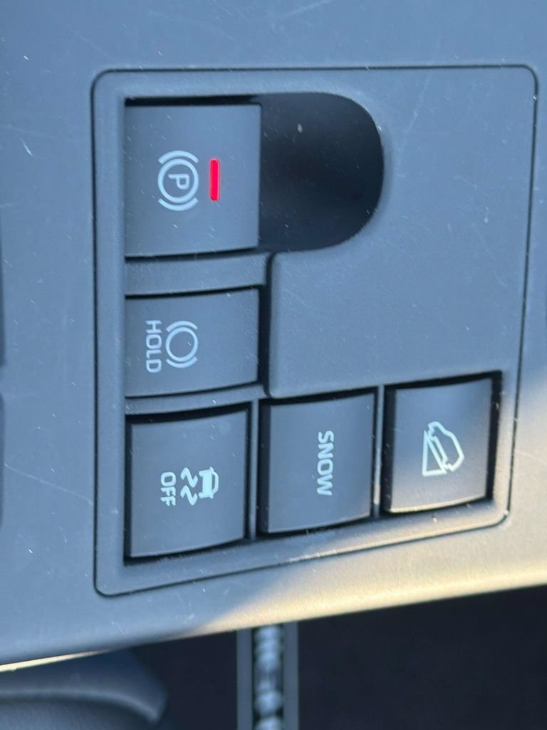Certified 2026 Toyota Highlander XLE AWD/4WD image 19