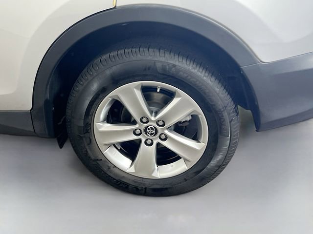 Used 2015 Toyota RAV4 XLE FWD image 23