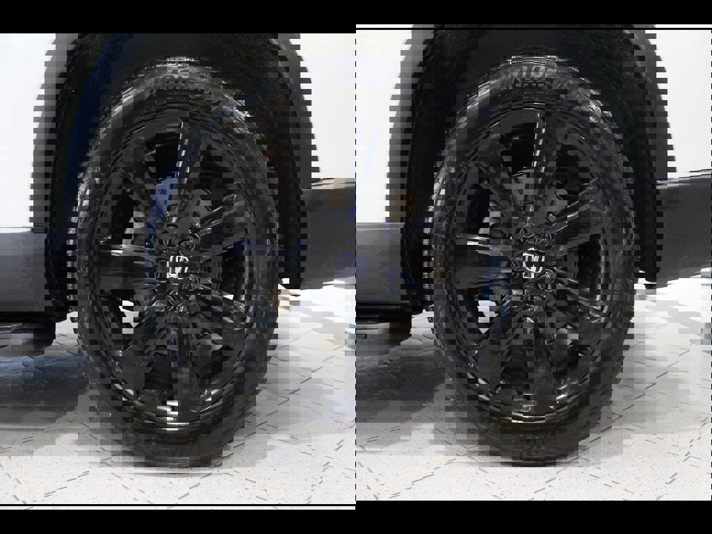 Certified 2025 Honda Pilot Black Edition image 12