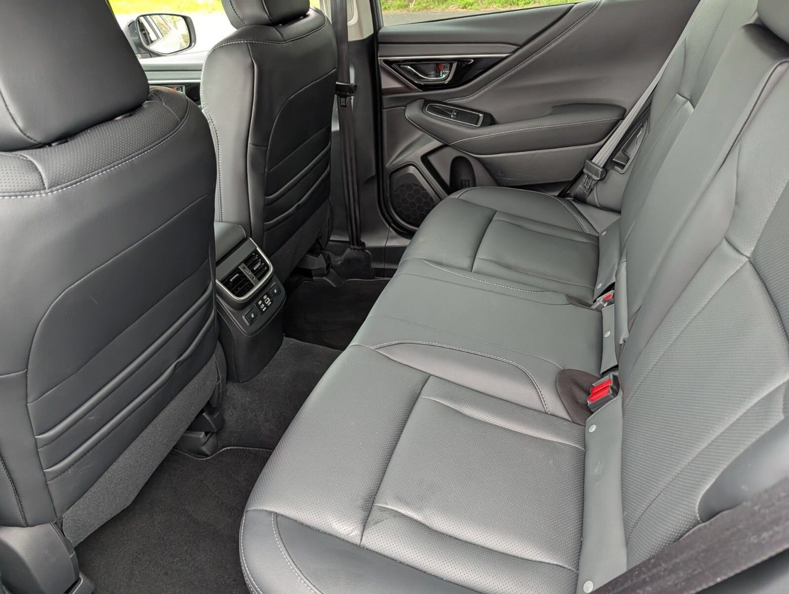 Certified 2025 Subaru Outback Touring AWD/4WD image 21