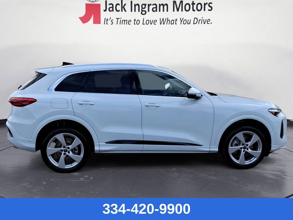 New 2025 Audi Q5 Premium Plus image 6