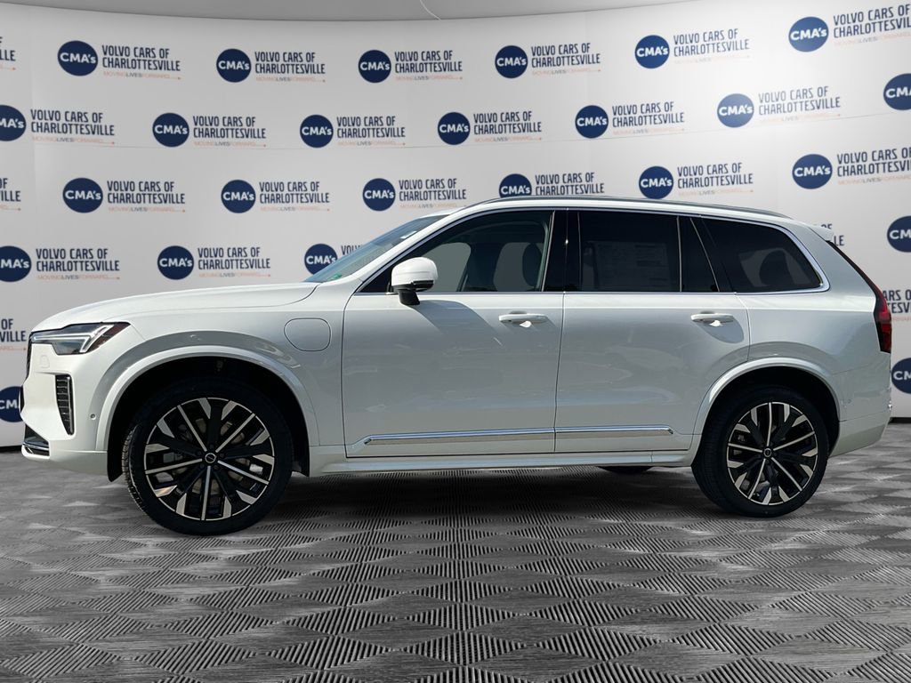 New 2025 Volvo XC90 T8 Plus w/ Protection Package Premier image 2