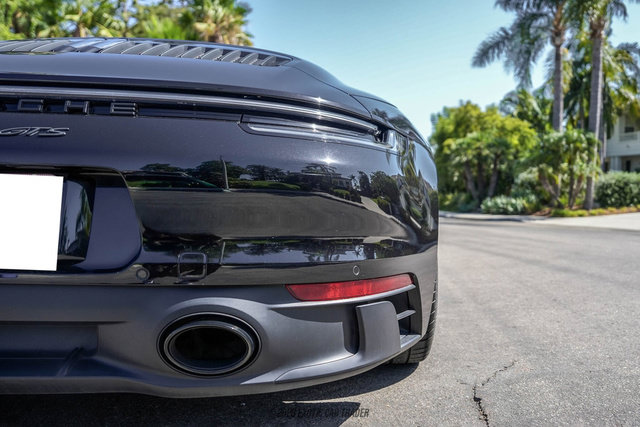 Used 2024 Porsche 911 Cabriolet image 62