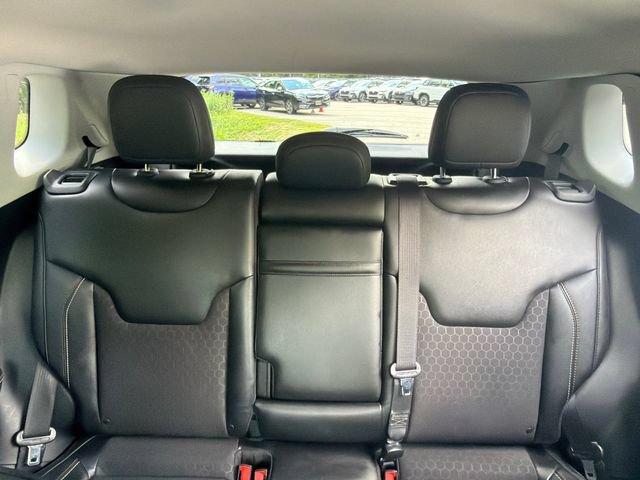 Used 2018 Jeep Compass Latitude w/ Popular Equipment Group AWD/4WD image 36