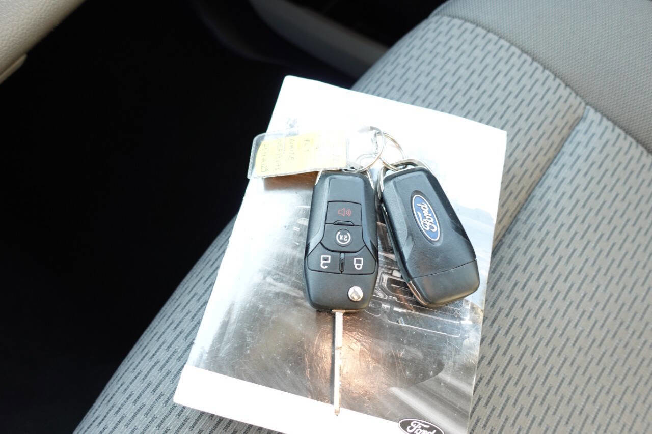 Used 2022 Ford F350 XLT w/ XLT Value Package image 37