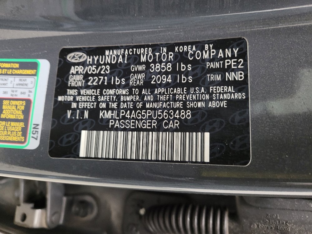 Used 2023 Hyundai Elantra Limited FWD image 33