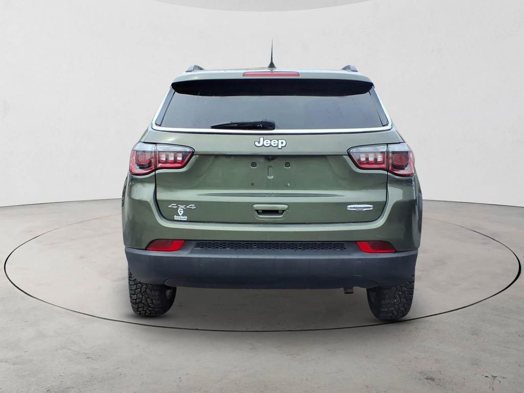 Used 2019 Jeep Compass Latitude w/ Cold Weather Group image 6