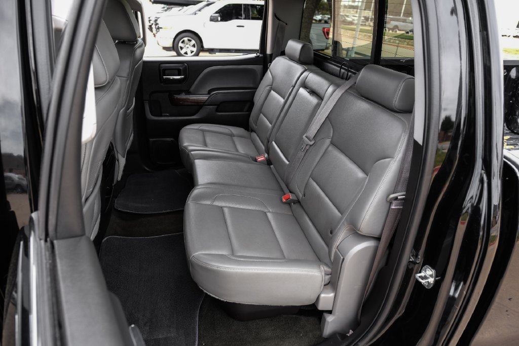 Used 2015 GMC Sierra 1500 SLT w/ SLT Crew Cab Value Package AWD/4WD image 39