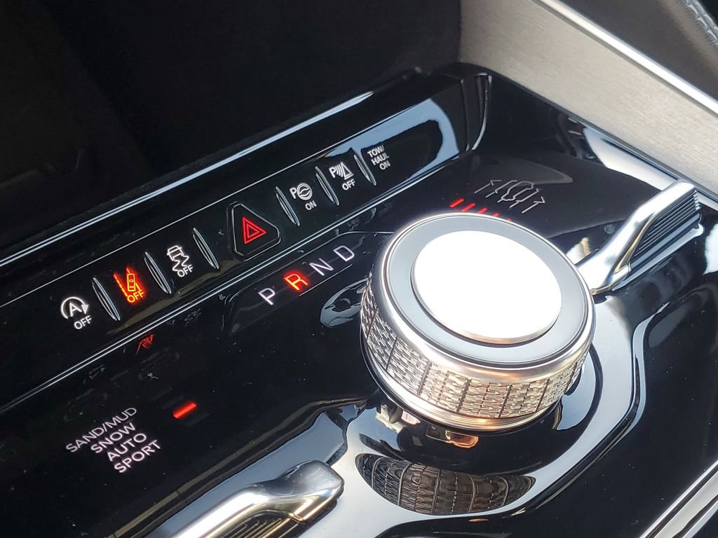 New 2025 Jeep Wagoneer Series II w/ Convenience Group I image 26