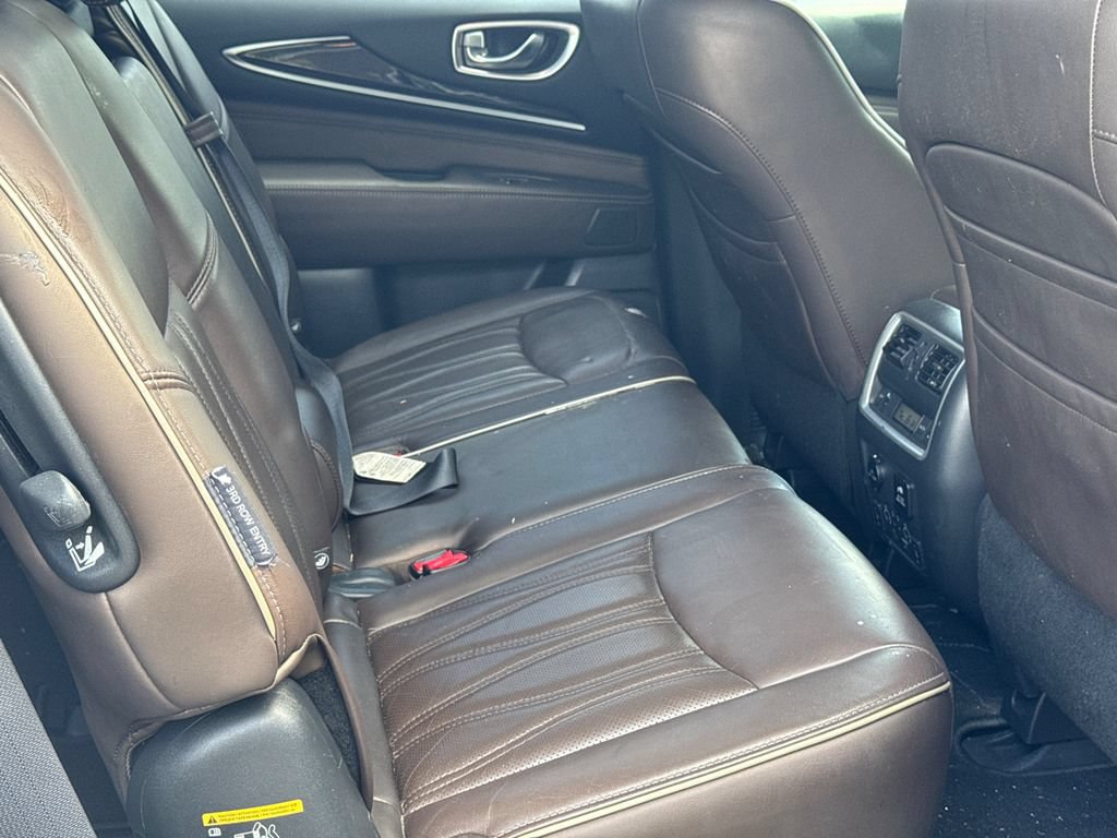 Used 2018 INFINITI QX60 FWD w/ Deluxe Technology Package image 12