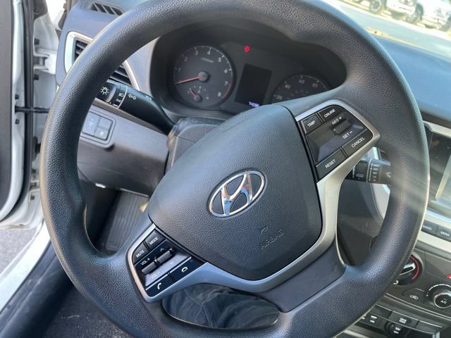 Used 2021 Hyundai Accent SE FWD image 19