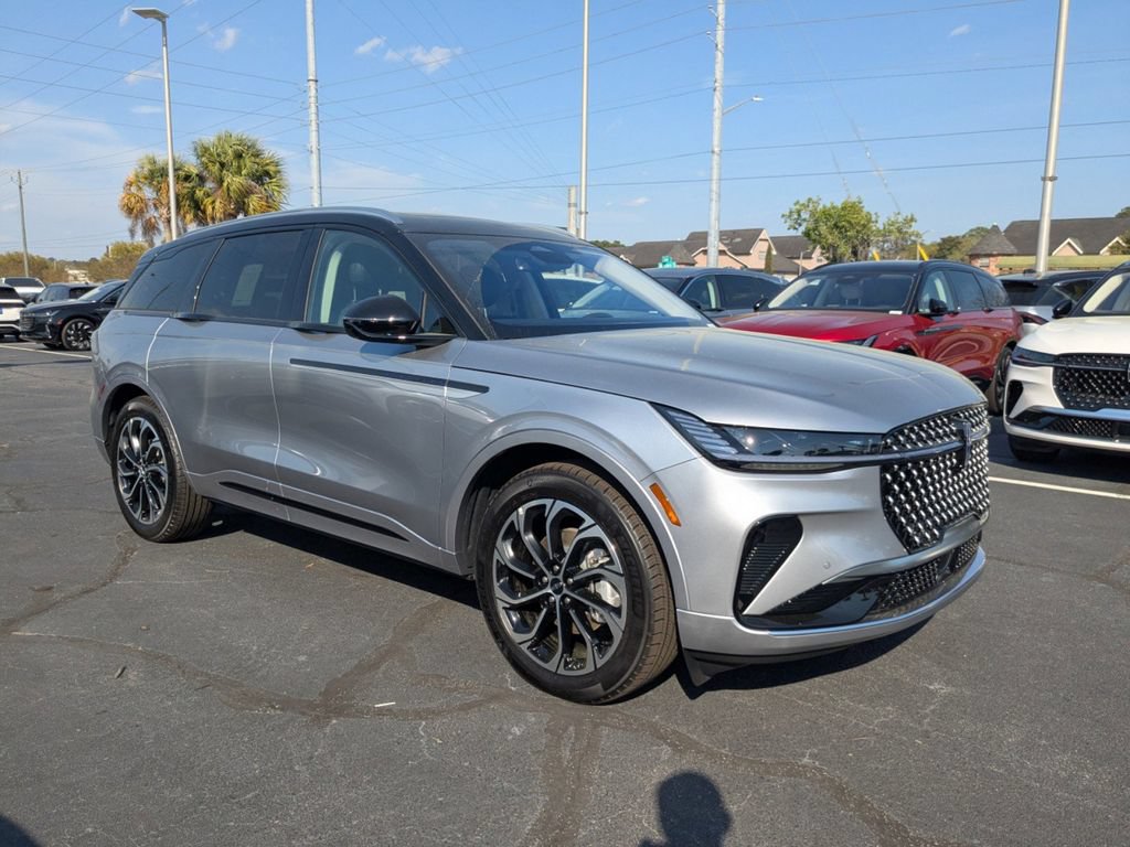New 2026 Lincoln Nautilus Reserve AWD/4WD image 2