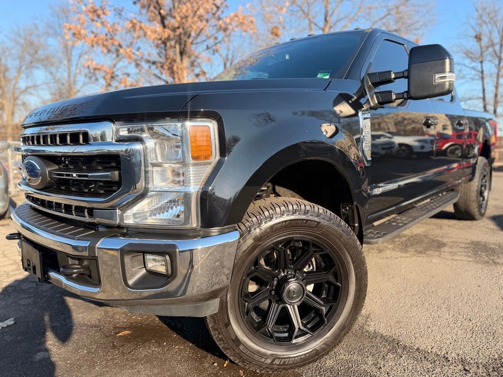 Used 2020 Ford F350 Lariat w/ Lariat Ultimate Package image 2