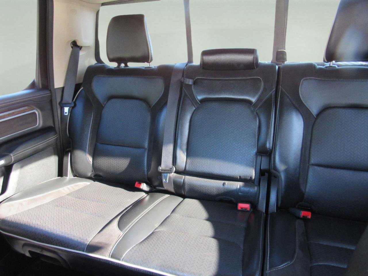 Used 2020 RAM 1500 Laramie image 8