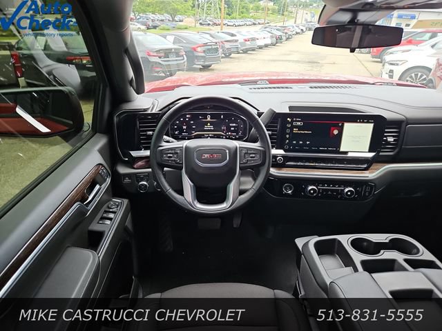Used 2024 GMC Sierra 1500 Elevation AWD/4WD image 11