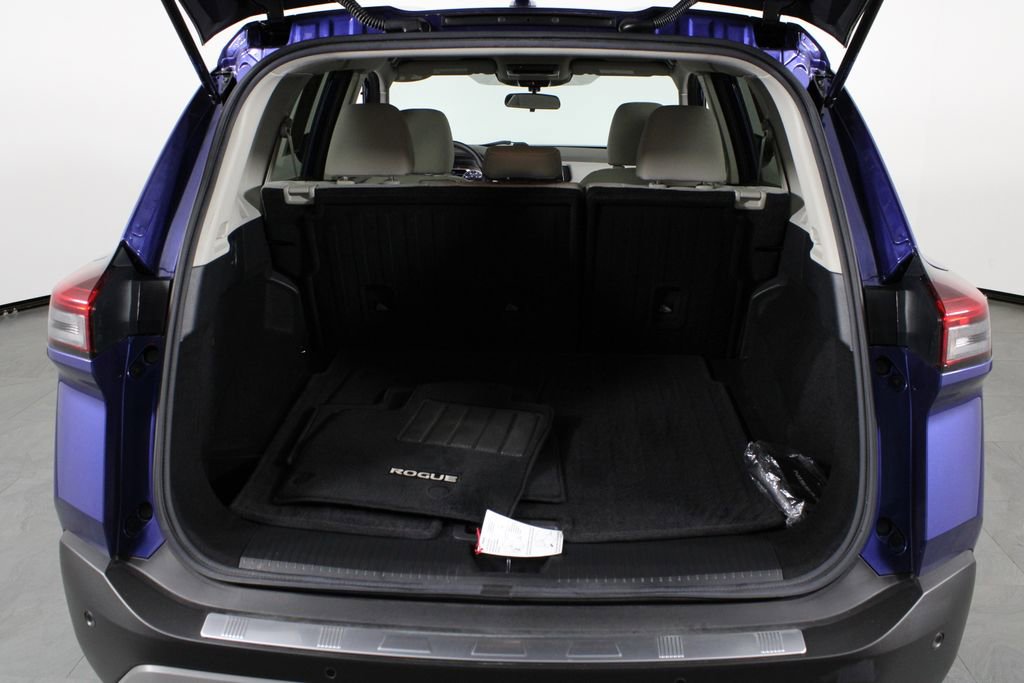 Certified 2021 Nissan Rogue SV AWD/4WD image 18