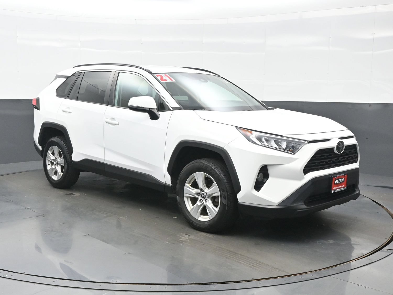 Used 2021 Toyota RAV4 XLE AWD/4WD image 8