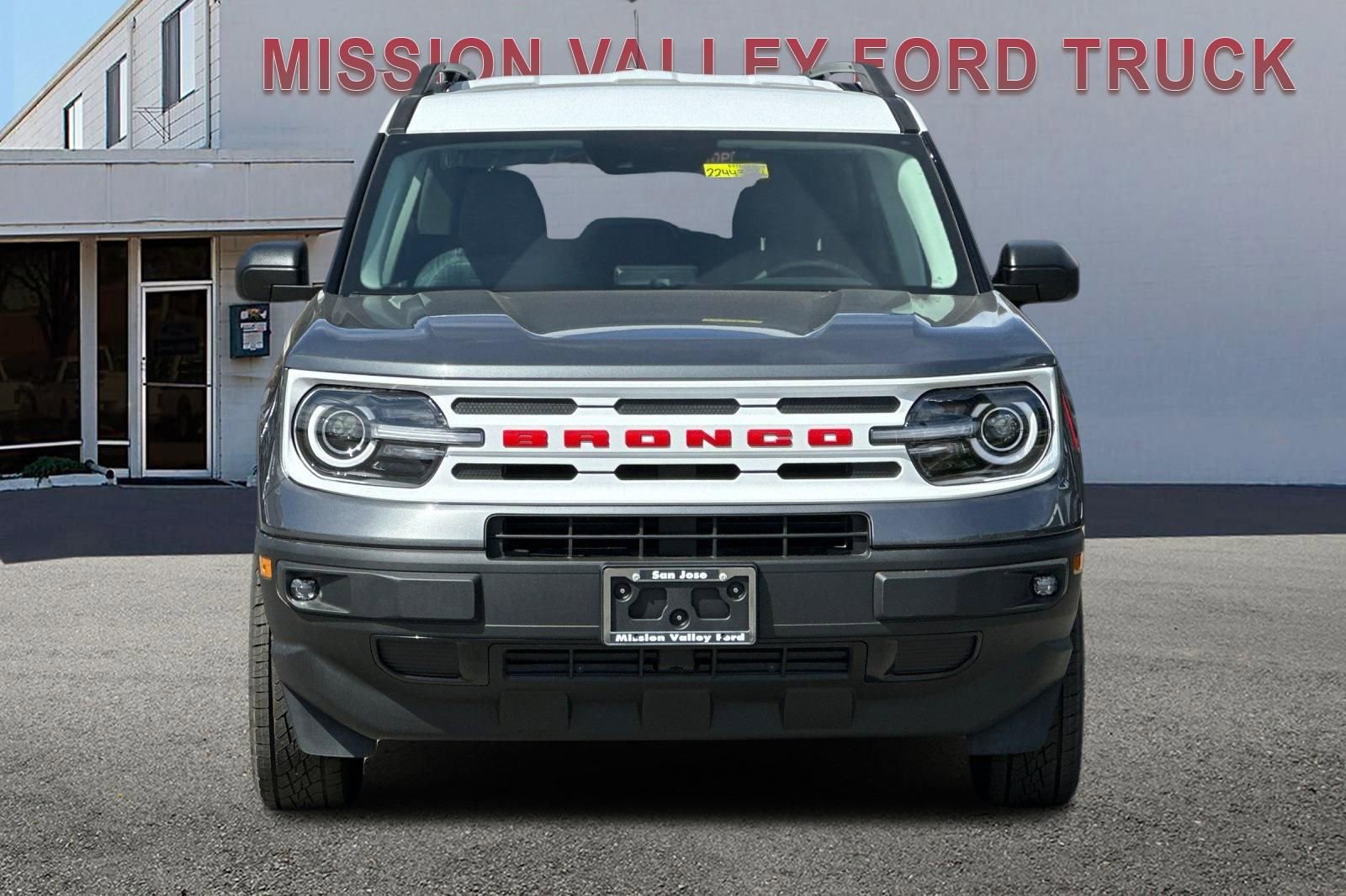 New 2024 Ford Bronco Sport Heritage w/ Heritage Convenience Package image 9