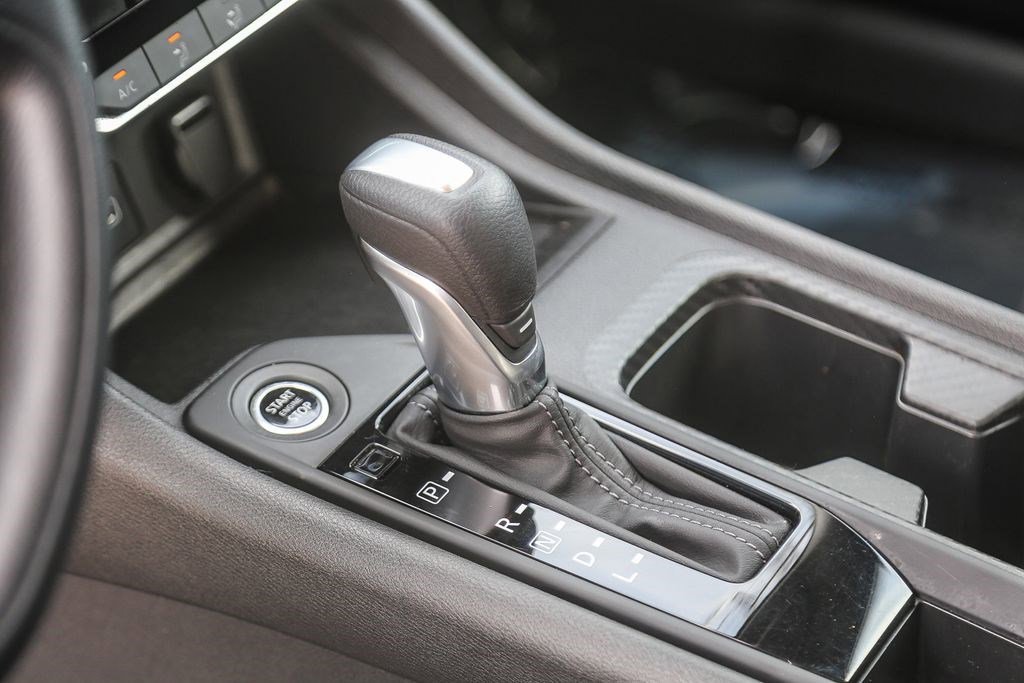 Certified 2025 Nissan Sentra S image 18