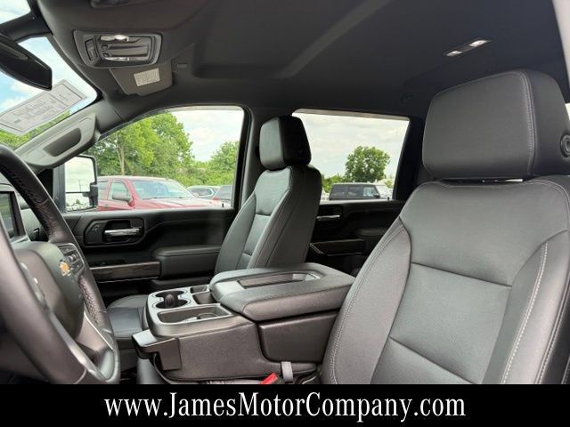 Used 2022 Chevrolet Silverado 3500 LTZ w/ Gooseneck/5TH Wheel Package AWD/4WD image 13