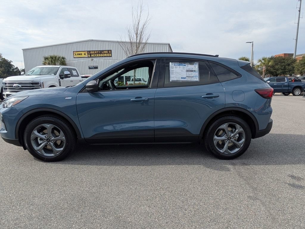 New 2026 Ford Escape ST-Line w/ Tech Pack #1 FWD image 7