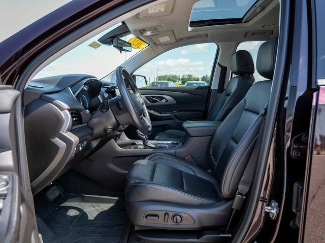 Used 2021 Chevrolet Traverse Premier image 14