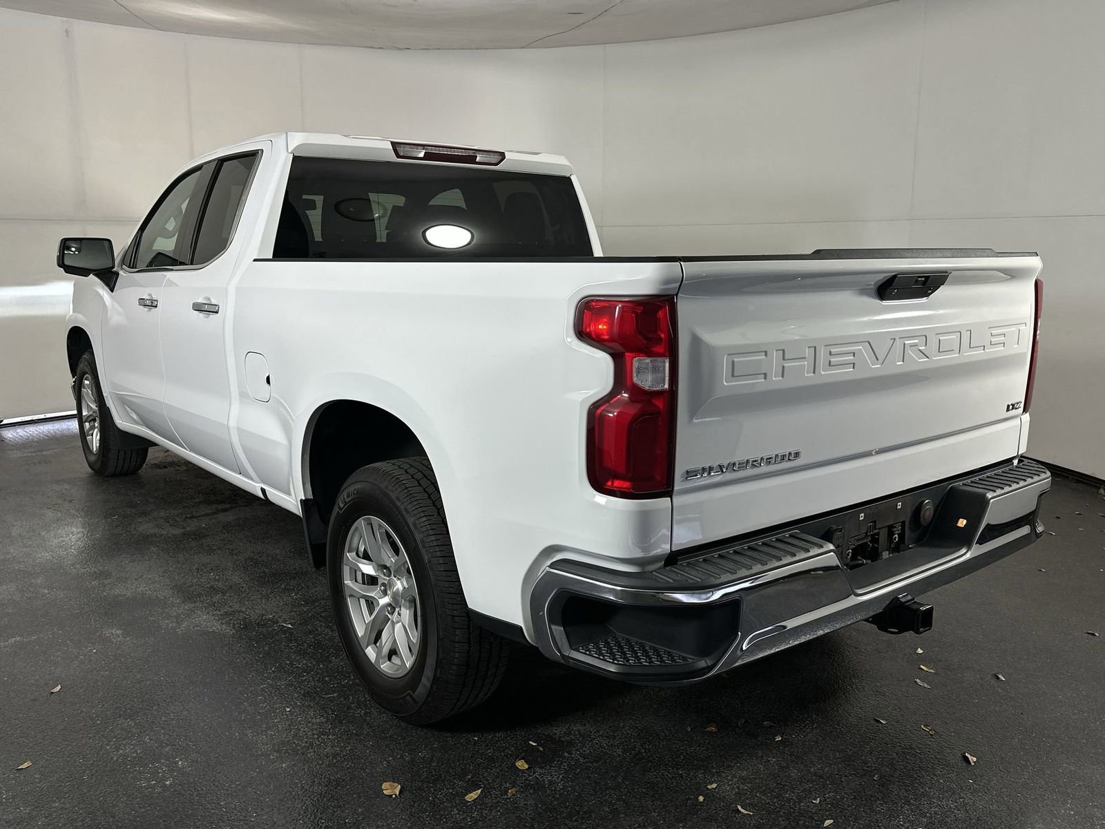Used 2020 Chevrolet Silverado 1500 LTZ image 9
