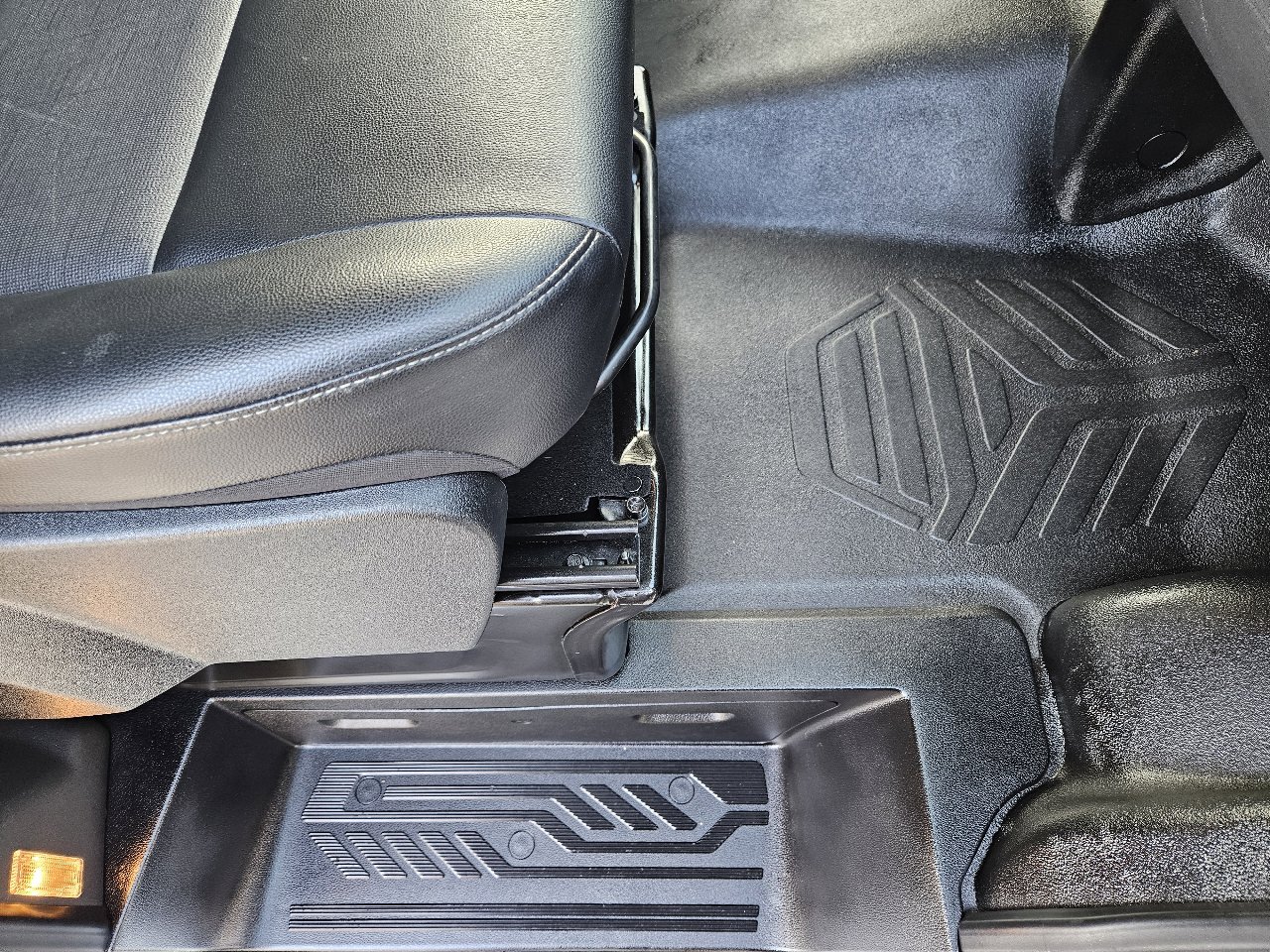 Used 2020 Ford Transit 250 Medium Roof image 30