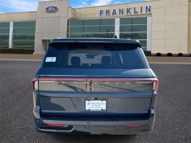 New 2025 Lincoln Navigator Reserve image 6