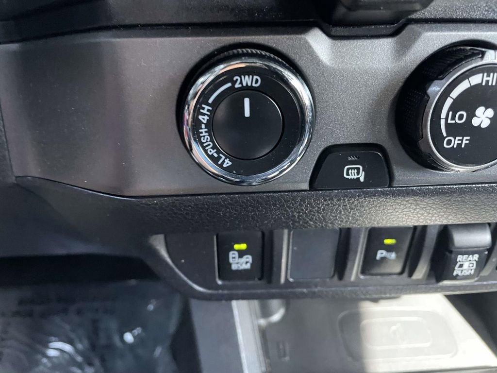 Used 2019 Toyota Tacoma TRD Off-Road w/ Technology Package image 41