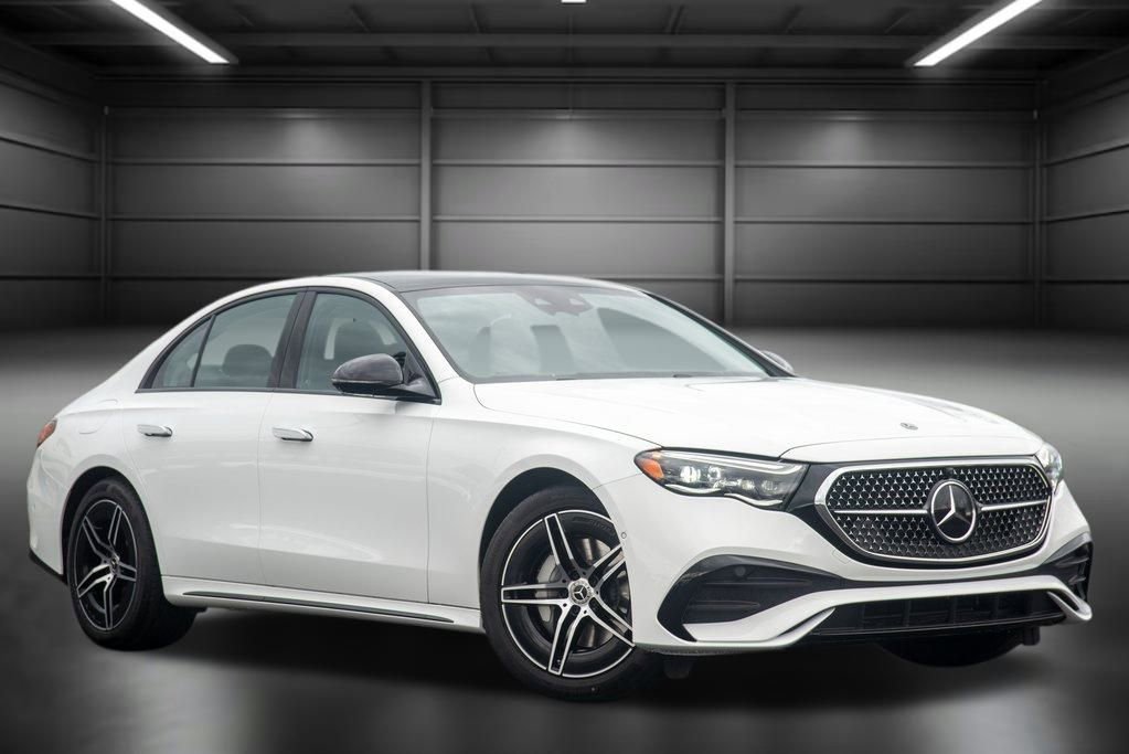 Certified 2025 Mercedes-Benz E 350 4MATIC Sedan image 4