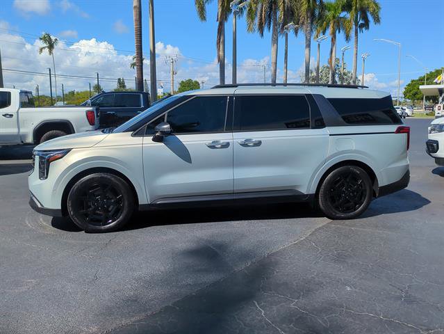 Used 2025 Kia Carnival SX Prestige image 74